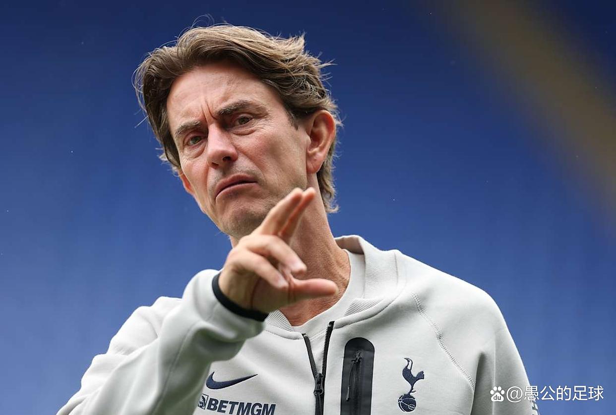 窗口期德甲传出新动向,里尔再遭质疑,管理层表态——更衣室稳定,轮换策略成焦点(贝林厄姆更衣室言论楚阿梅尼) 窗口期德甲传出新动向,里尔再遭质疑,管理层表态——更衣室稳定,轮换策略成焦点(贝林厄姆更衣室言论楚阿梅尼)