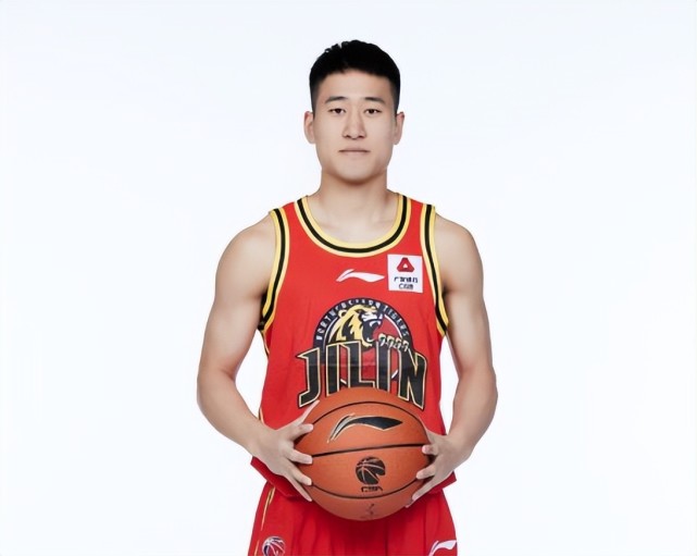 北京首钢内部会议纪要流出——赛前队长鼓劲，CBA常规赛使命明确，身体对抗强度拉满的简单介绍