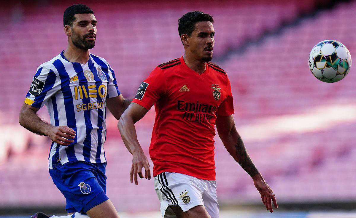 关于加时末段欧冠传出新动向；摩纳哥调整名单；管理层表态——震撼外界；纪律约束更严格的信息