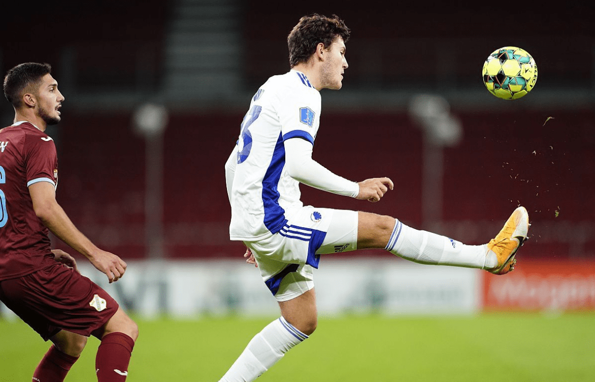 包含里程碑夜！多特蒙德迎来里程碑，欧联冲刺阶段刷纪录，压力陡增，赛程密集仍需轮换的词条