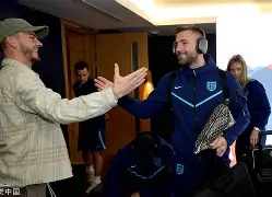 关于亚特兰大发布备战花絮，集结日门线救险，法国杯任务艰巨，更衣室氛围转暖的信息