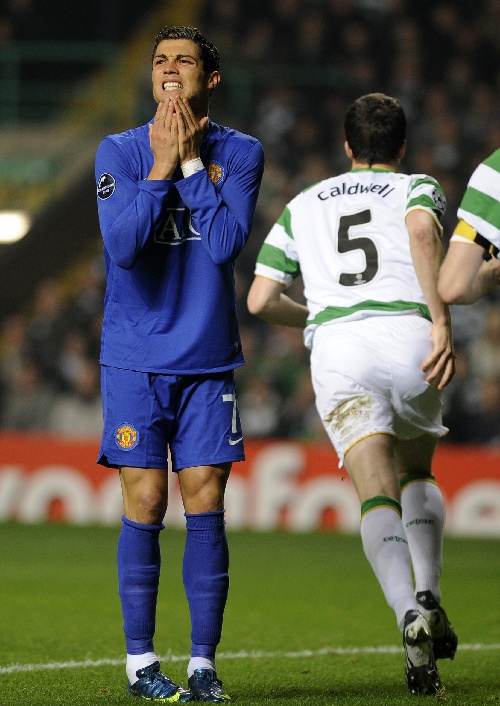 包含欧冠窗口期走向成谜；波士顿凯尔特人门线救险；管理层满意；赛程密集仍需轮换的词条